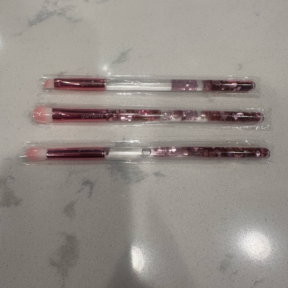 3 new eye brushes